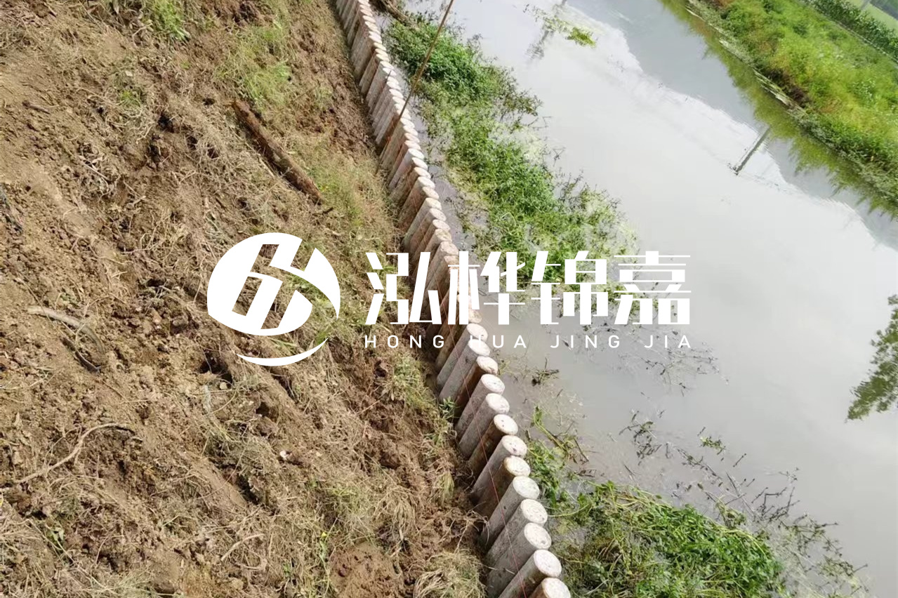 仿木樁施工前注意事項(xiàng)-水泥樁打樁機(jī)是怎么打樁的？