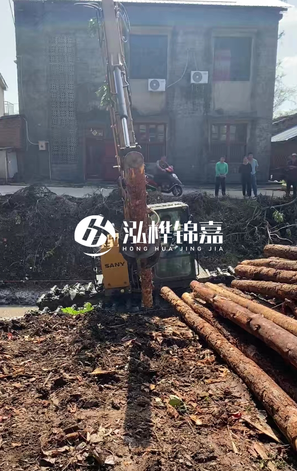 南昌河道清淤專業(yè)施工-履帶式挖機清理河道更方便嗎？